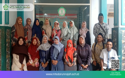Guru Matematika MTs Darun Najah Ikuti Pembukaan MGMP Matematika se-Korwil V Lumajang