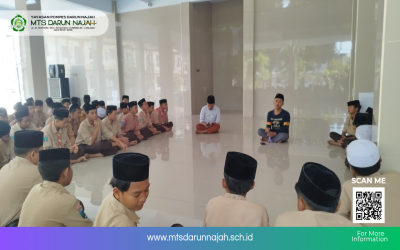 Guru BK MTs Darun Najah Berikan Pembinaan Umum bagi Siswa Kelas VIII dan IX