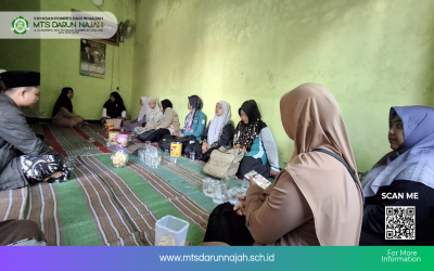 Takziyah, MTs Darun Najah Berikan Dukungan untuk Ananda Pipit